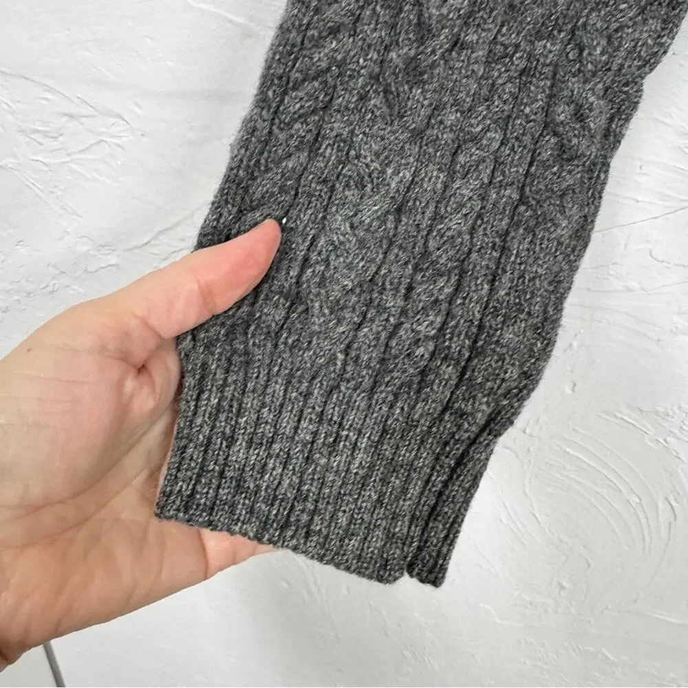 J Crew Vintage Wool Grey Cable Knit Crew Neck Sweater Men’s L Preppy Old Money